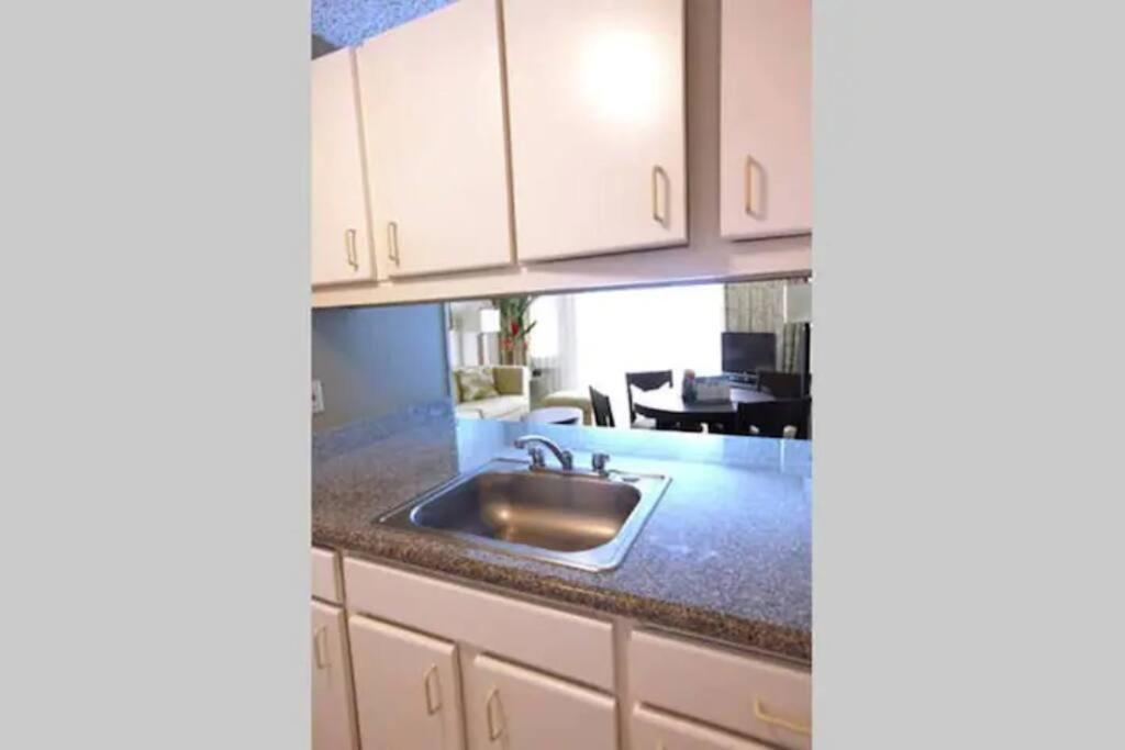 Lovely 1 Bedroom With Kitchen, Free Wifi & Parking Kapa'a Esterno foto